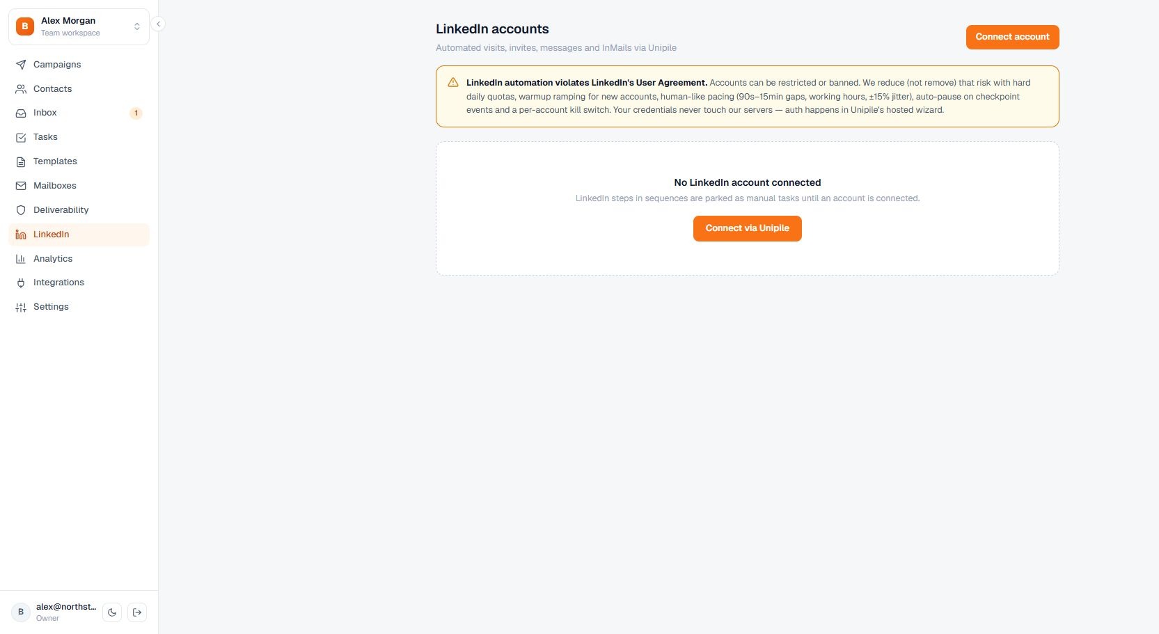 Terlido LinkedIn connection screen with the account connection action and safety warning
